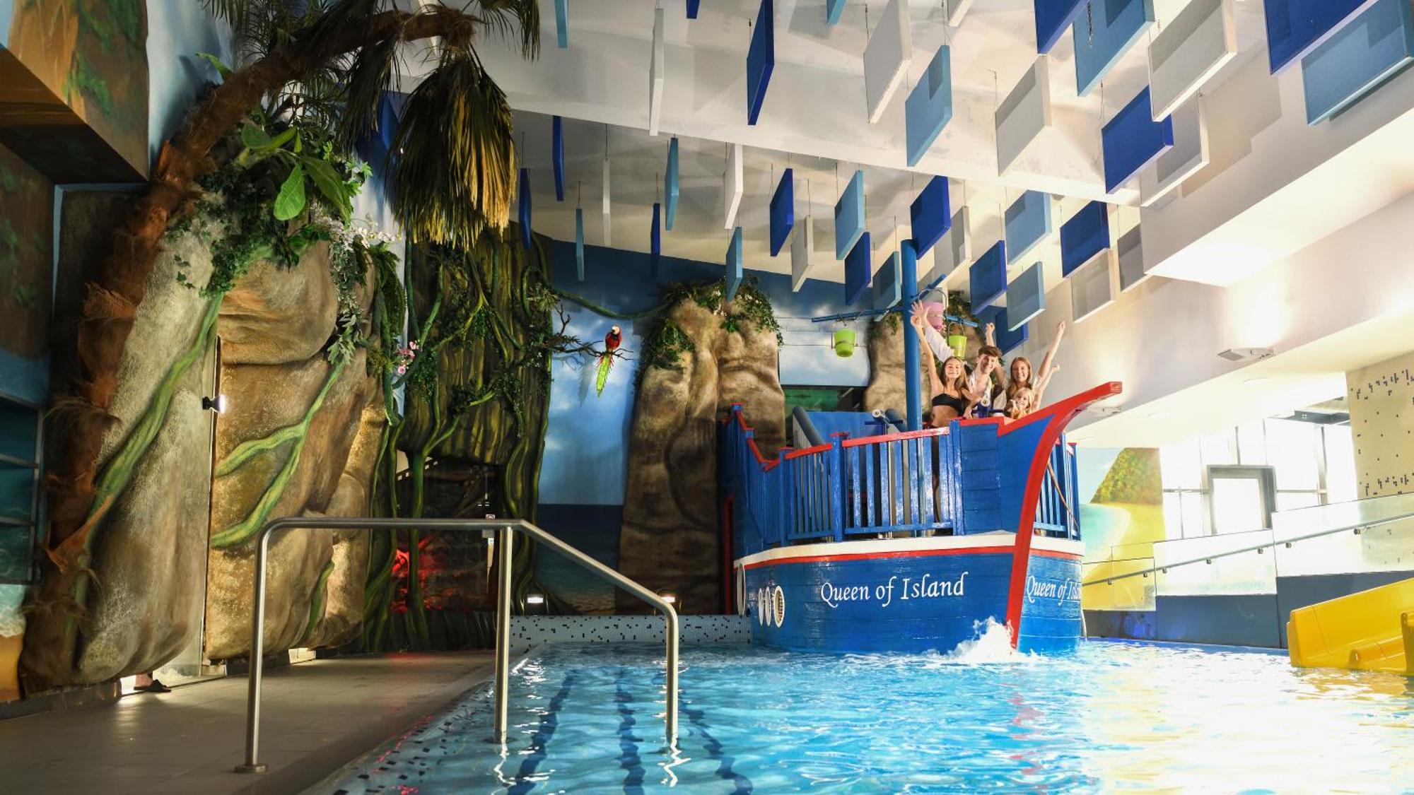 Hotel Aquacity Seasons بوبراد المظهر الخارجي الصورة