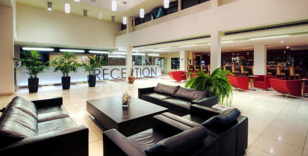 Hotel Aquacity Seasons بوبراد المظهر الخارجي الصورة
