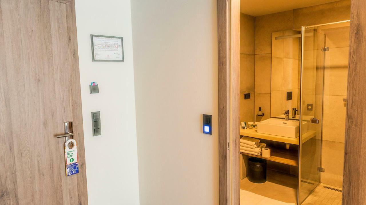 Hotel Aquacity Seasons بوبراد المظهر الخارجي الصورة
